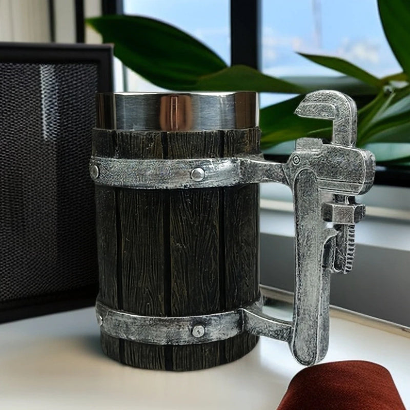 Caneca Viking Barril de Carvalho com Aço Inox – 600ml